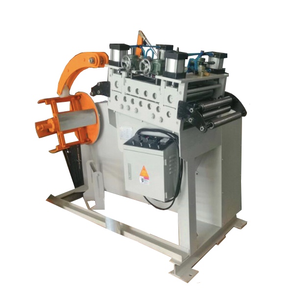 Máquina de desembolso y nivelación de tiras de metal de 4.5 mm