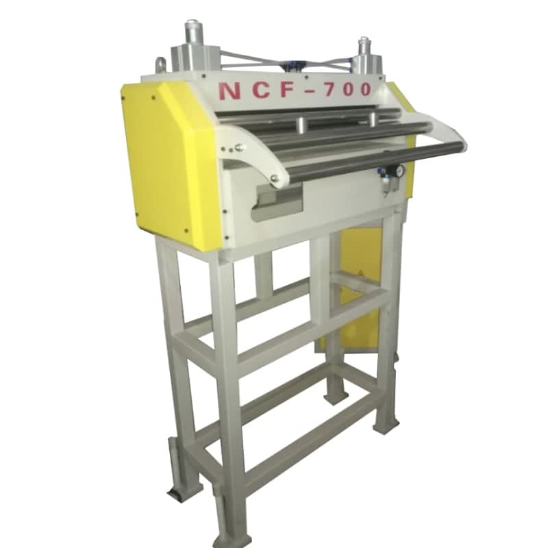 Alimentador de prensa para alimentación automática de bobinas al área de estampado de prensa